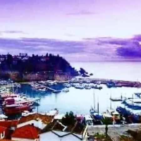 Ubytování v soukromí Tarihi Kaleici Muhtesem Dizayn Huzurlu Keyifli Teras Keyifli Oezel Ev Antalya