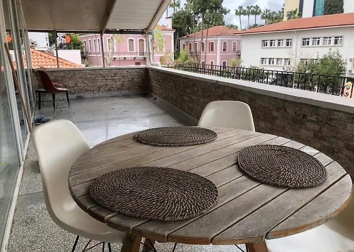 Tarıhı Kaleıçı Muhteşem Dızayn Huzurlu Keyıflı Teras Keyıflı özel Ev Séjour chez l'habitant *