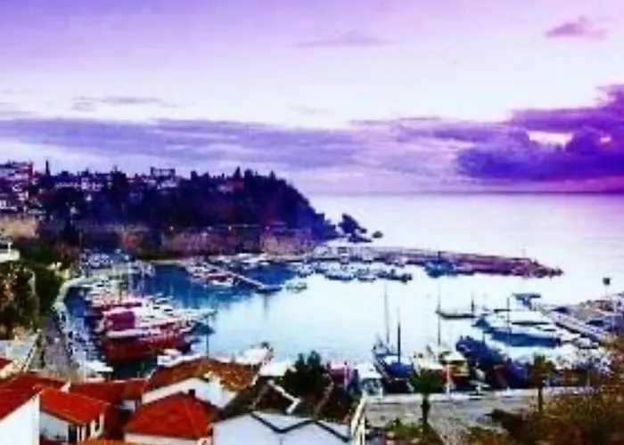Séjour chez l'habitant Tarıhı Kaleıçı Muhteşem Dızayn Huzurlu Keyıflı Teras Keyıflı özel Ev Antalya
