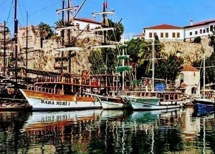 Tarıhı Kaleıçı Muhteşem Dızayn Huzurlu Keyıflı Teras Keyıflı özel Ev Séjour chez l'habitant