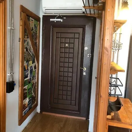 Tarihi Kaleici Muhtesem Dizayn Huzurlu Keyifli Teras Keyifli Oezel Ev Accommodatie bij particulieren Antalya