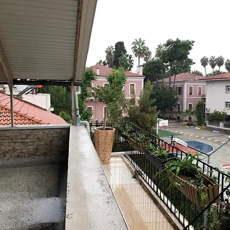 Homestay Tarihi Kaleici Muhtesem Dizayn Huzurlu Keyifli Teras Keyifli Oezel Ev