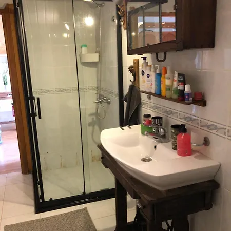 Tarihi Kaleici Muhtesem Dizayn Huzurlu Keyifli Teras Keyifli Oezel Ev Accommodatie bij particulieren Antalya